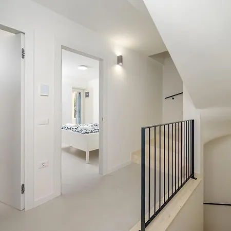 Casa Alice بومير