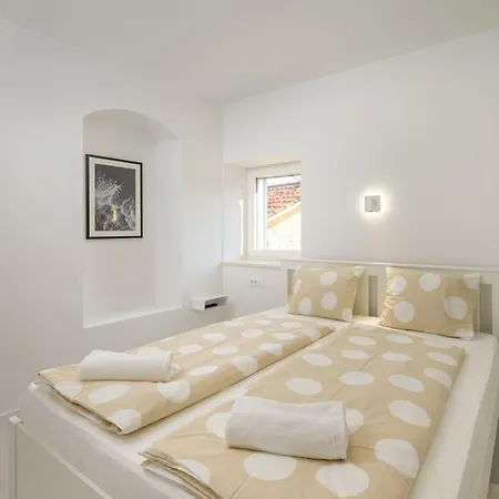 فيلة Casa Alice بومير