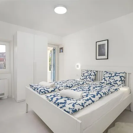 Casa Alice Pomer