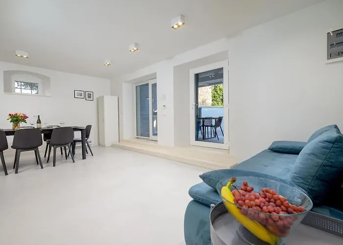 Casa Alice 빌라 포메르